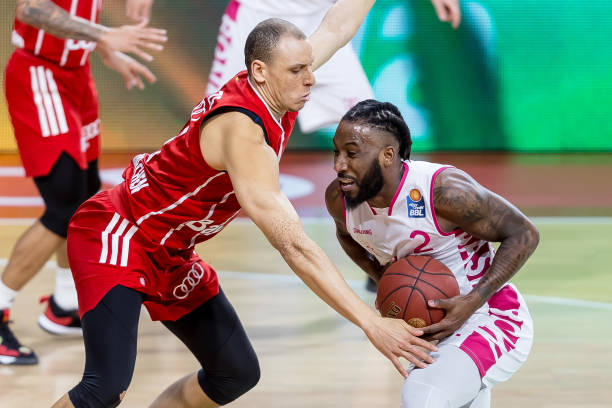 在进攻端和 在进攻端和