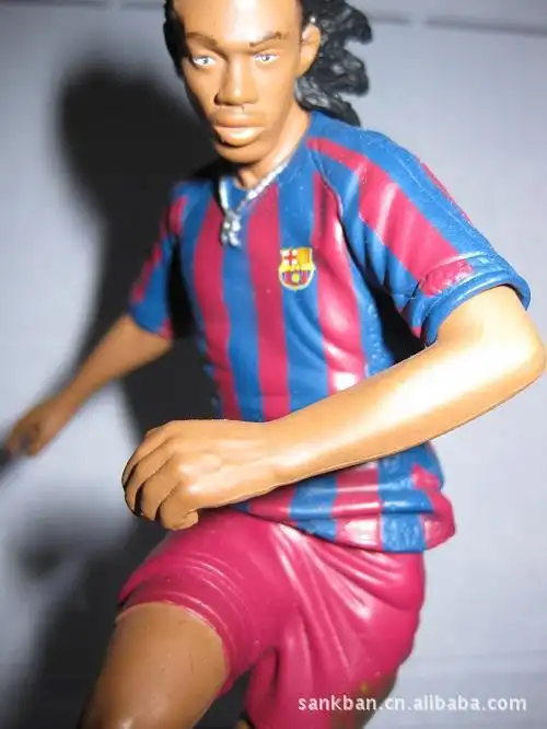 足球界的目 足球界的目